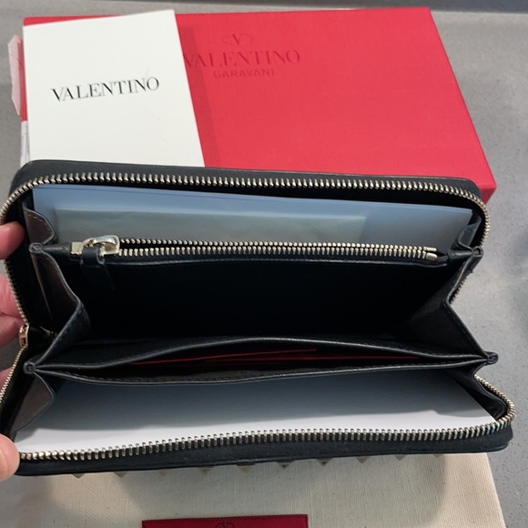 Wallet - Picture 2 of 4